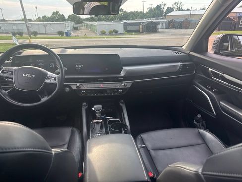 Used 2024 Kia Telluride S w/ S Sunroof Package AWD/4WD image 11