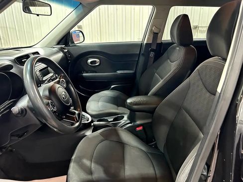 Used 2015 Kia Soul image 10