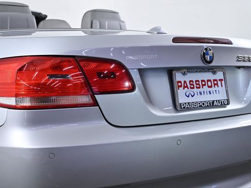 Used 2008 BMW 335i Convertible image 6