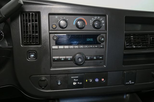 Used 2025 GMC Savana 3500 Extended w/ Driver Convenience Package RWD image 22