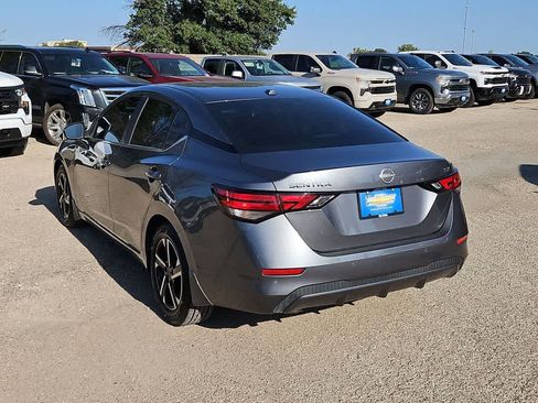 Used 2024 Nissan Sentra SV FWD image 6