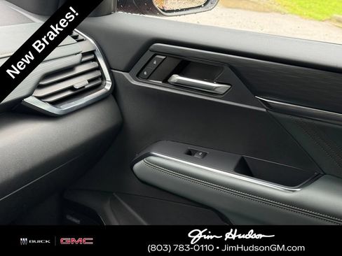 Certified 2024 GMC Acadia AT4 w/ Luxury Package AWD/4WD image 37