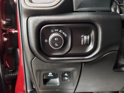 Used 2020 RAM 1500 Sport w/ Level 2 Equipment Goup w/2_L AWD/4WD image 16