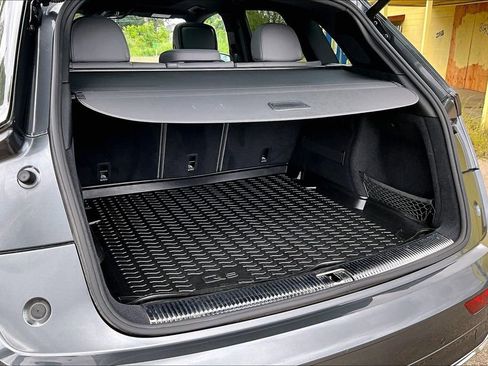 Used 2018 Audi SQ5 Prestige AWD/4WD image 35