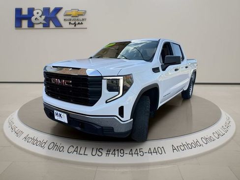 Used 2023 GMC Sierra 1500 Pro w/ Pro Value Package AWD/4WD image 4