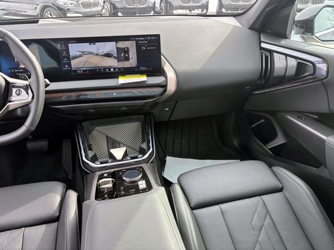 Used 2025 BMW X3 xDrive30i w/ Premium Package image 31