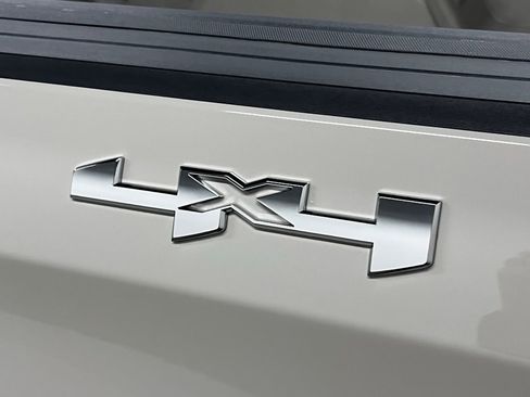 New 2026 GMC Sierra 1500 Pro w/ Graphite Edition AWD/4WD image 8