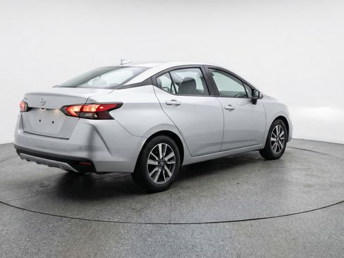 Used 2025 Nissan Versa SV FWD image 9