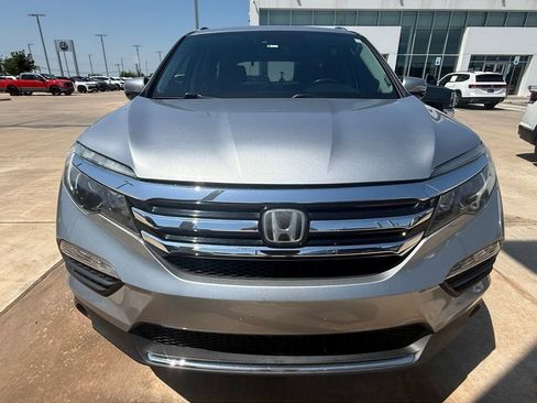 Used 2018 Honda Pilot Elite image 2