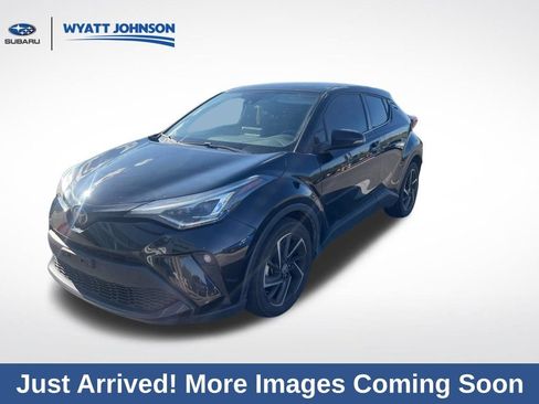 Used 2020 Toyota C-HR Limited image 1