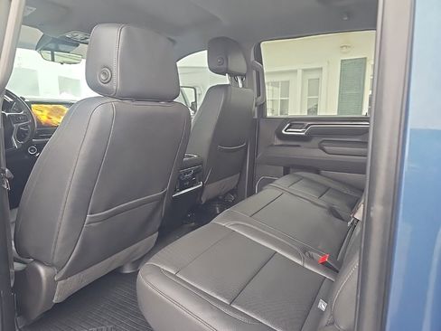 Used 2025 Chevrolet Silverado 2500 LTZ w/ LTZ Plus Package image 17