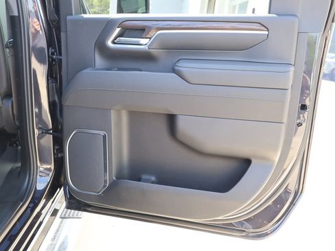 New 2026 GMC Sierra 3500 SLT w/ SLT Convenience Package AWD/4WD image 41