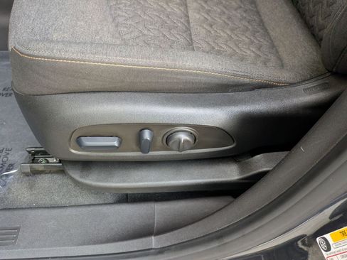 Certified 2022 Chevrolet Equinox LT FWD image 22