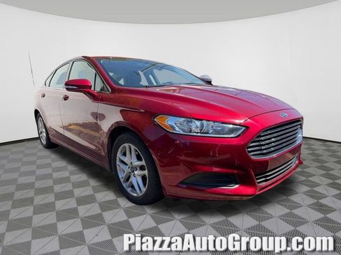 Used 2013 Ford Fusion SE FWD image 1