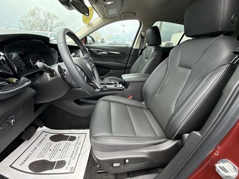 Certified 2023 Buick Envision Essence FWD image 18