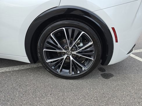 Used 2026 Toyota Prius Limited image 33