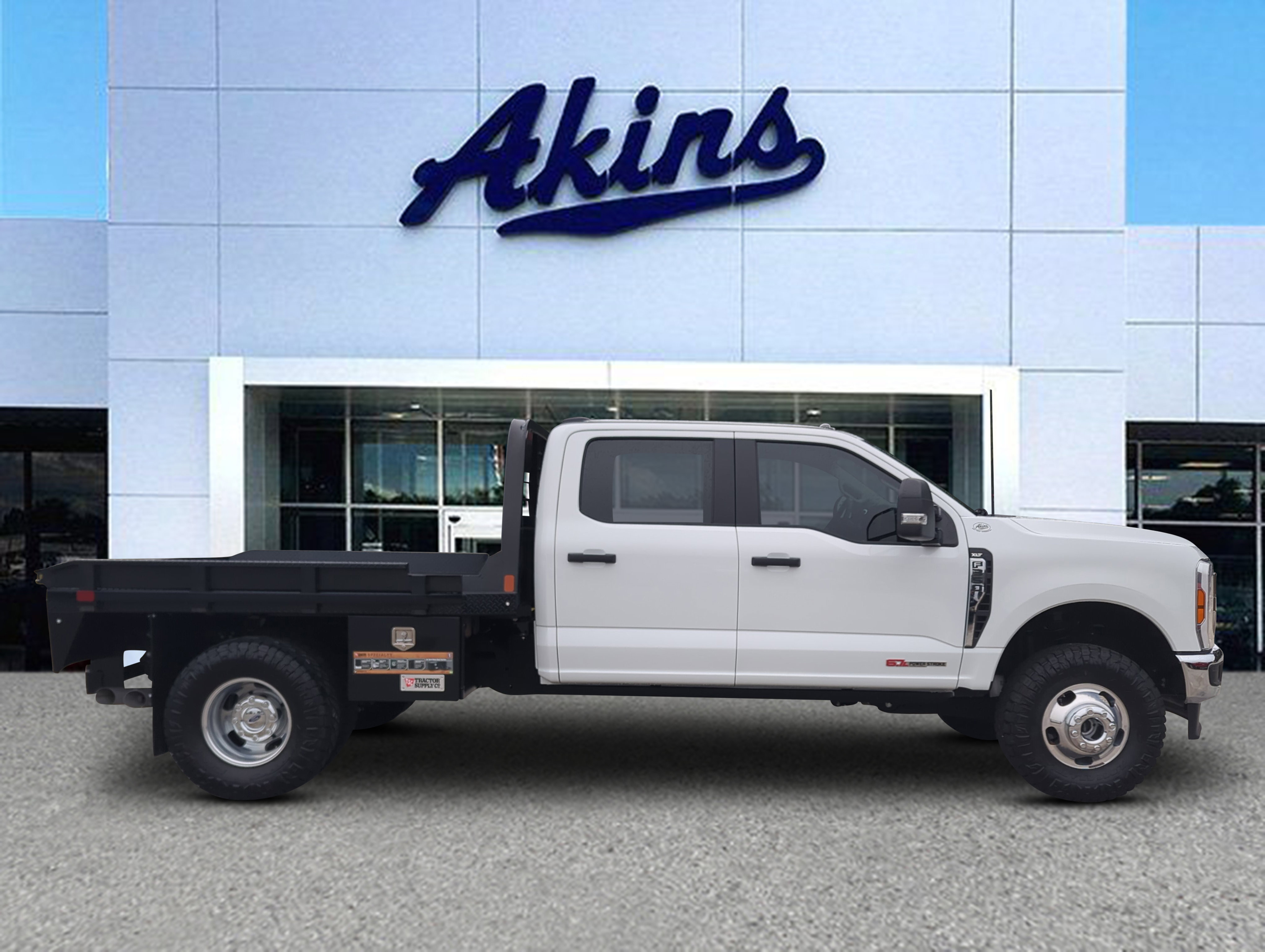 Certified 2025 Ford F350 XLT AWD/4WD image 1