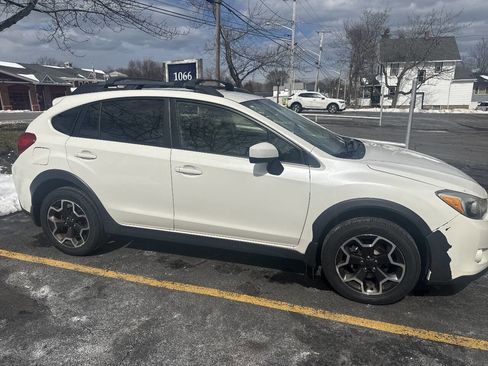 Used 2015 Subaru Crosstrek 2.0i Premium image 3