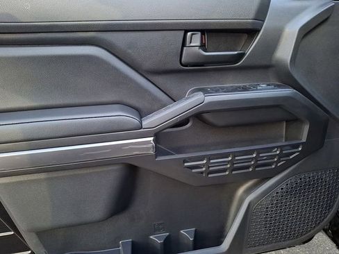 New 2026 Toyota Tacoma SR5 AWD/4WD image 7