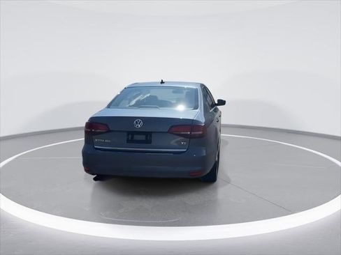 Used 2017 Volkswagen Jetta SEL FWD image 7