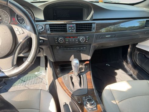 Used 2012 BMW 328i Convertible RWD image 11