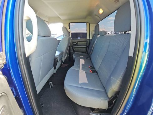 Used 2017 RAM 1500 Express AWD/4WD image 21
