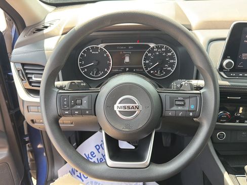 Used 2021 Nissan Rogue SV AWD/4WD image 9