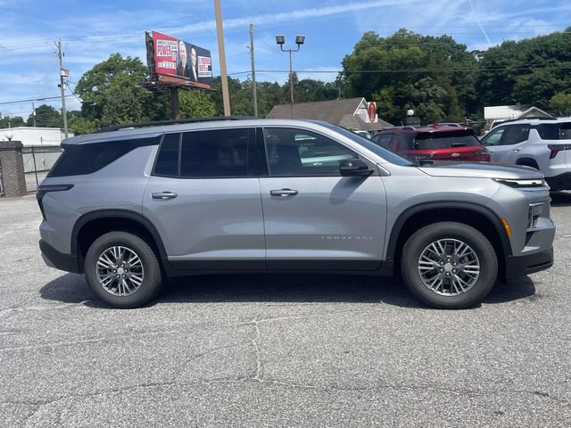 New 2026 Chevrolet Traverse LT FWD image 3