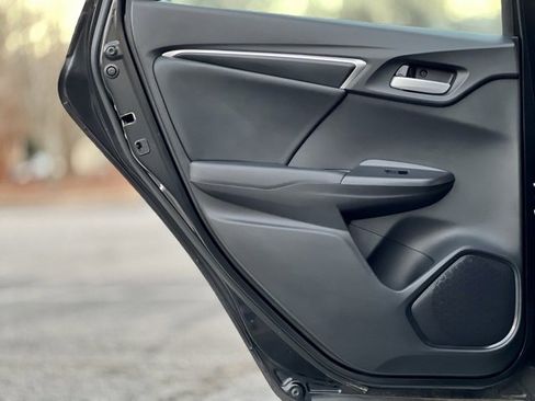 Used 2019 Honda Fit EX-L image 15