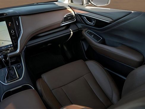 Used 2024 Subaru Outback Touring XT image 27