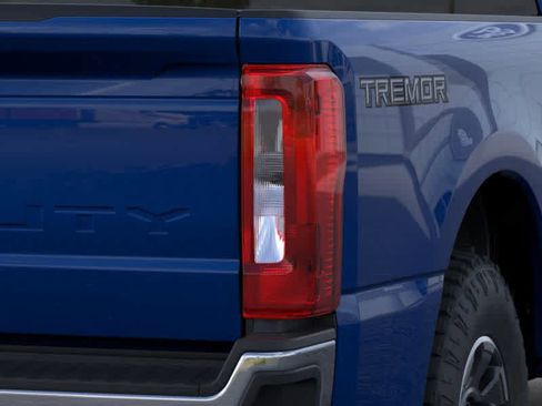 New 2026 Ford F250 XLT image 21