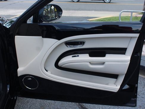 Used 2013 Bentley Mulsanne RWD image 35