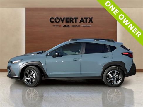 Used 2024 Subaru Crosstrek 2.0i Premium image 2