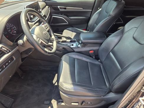 Used 2021 Kia Telluride S AWD/4WD image 7