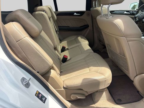 Used 2015 Mercedes-Benz GL 450 4MATIC image 15