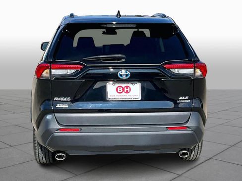 Used 2024 Toyota RAV4 XLE image 10