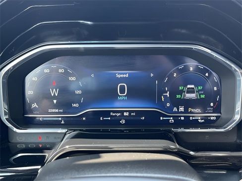 Used 2025 Chevrolet Silverado 1500 LT image 19