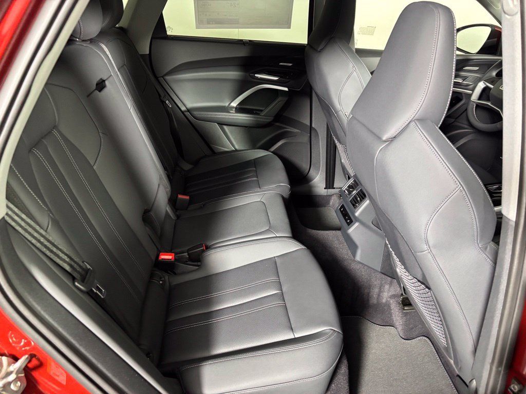 New 2026 Audi Q5 Prestige AWD/4WD image 11