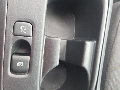 Used 2024 Toyota Corolla LE FWD image 39