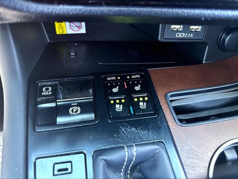 Used 2021 Lexus RX 350L Premium w/ Premium Package AWD/4WD image 18