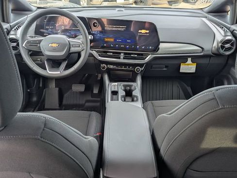 New 2026 Chevrolet Equinox EV LT w/ Comfort Package AWD/4WD image 5