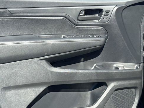 Certified 2025 Honda Odyssey EX-L image 19