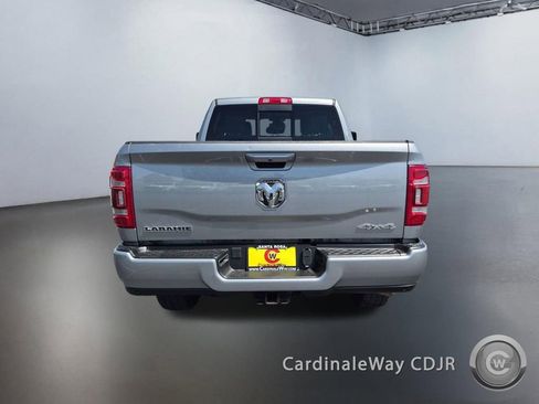 Used 2024 RAM 2500 Laramie AWD/4WD image 4