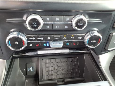 Used 2024 Ford F150 Lariat w/ Equipment Group 502A High AWD/4WD image 30