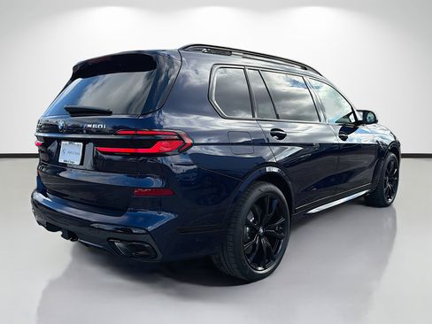 New 2026 BMW X7 M60i image 3