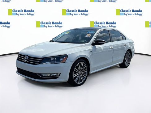 Used 2015 Volkswagen Passat 1.8T Sport FWD image 3
