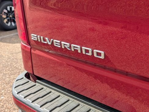 Used 2021 Chevrolet Silverado 1500 RST w/ Z71 Off-Road Package image 7