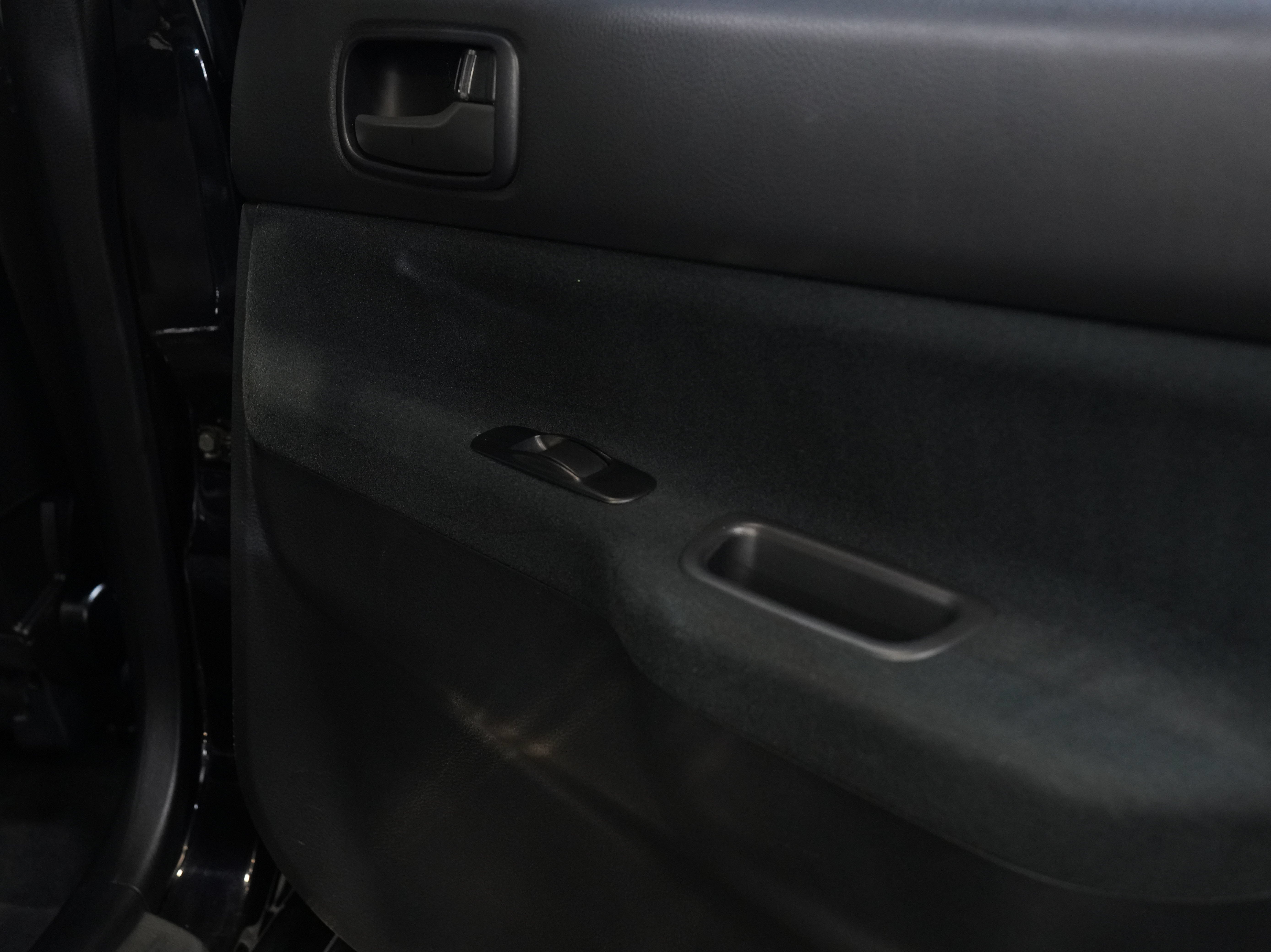 Used 2006 Mitsubishi Lancer Evolution AWD/4WD image 28