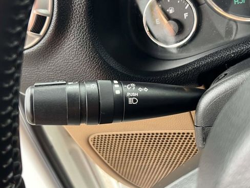 Certified 2017 Jeep Wrangler Unlimited Sahara w/ Dual Top Group image 18