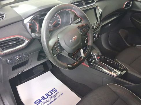 Used 2023 Chevrolet TrailBlazer RS w/ Sun and Liftgate Package image 12